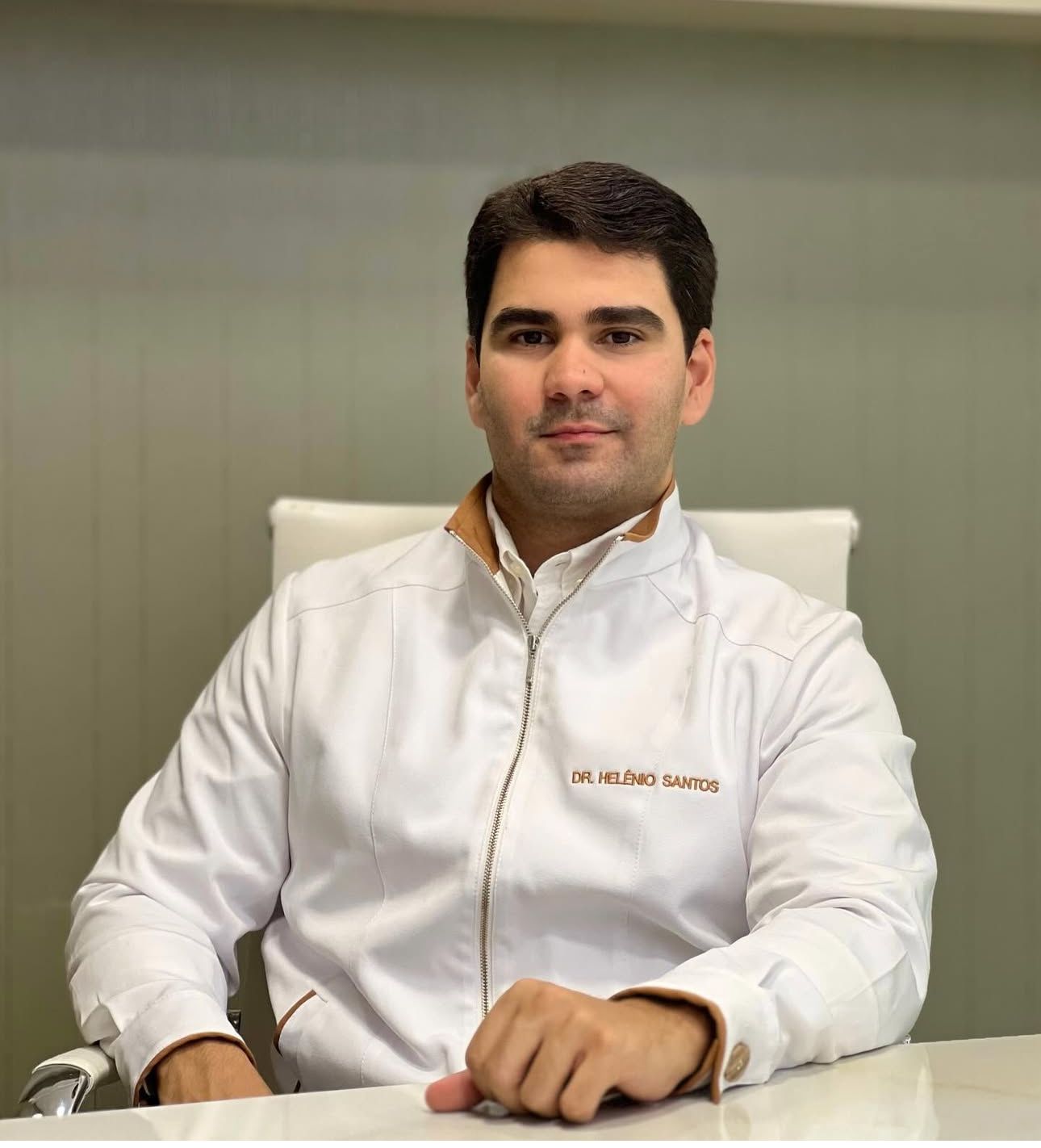 Dr. Helênio Santos